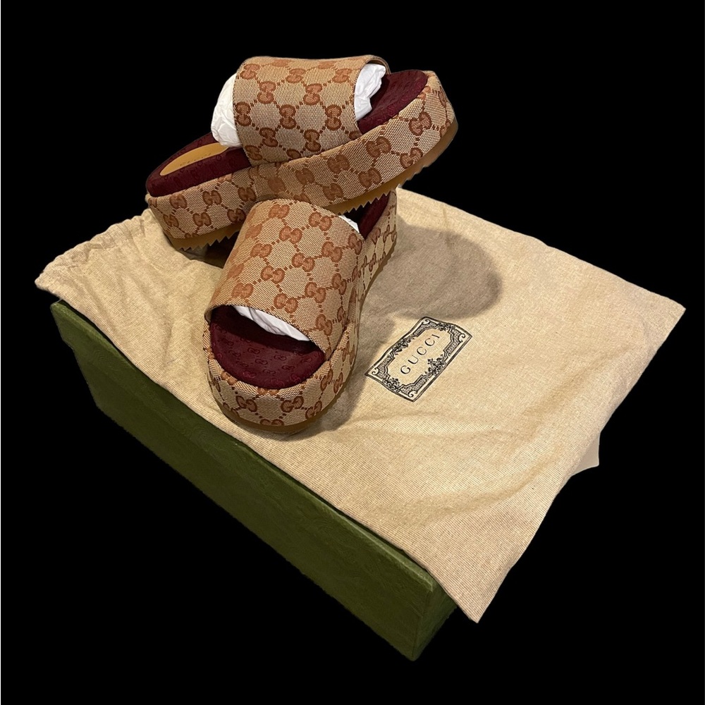 Women's Original Gucci Slide Sandal